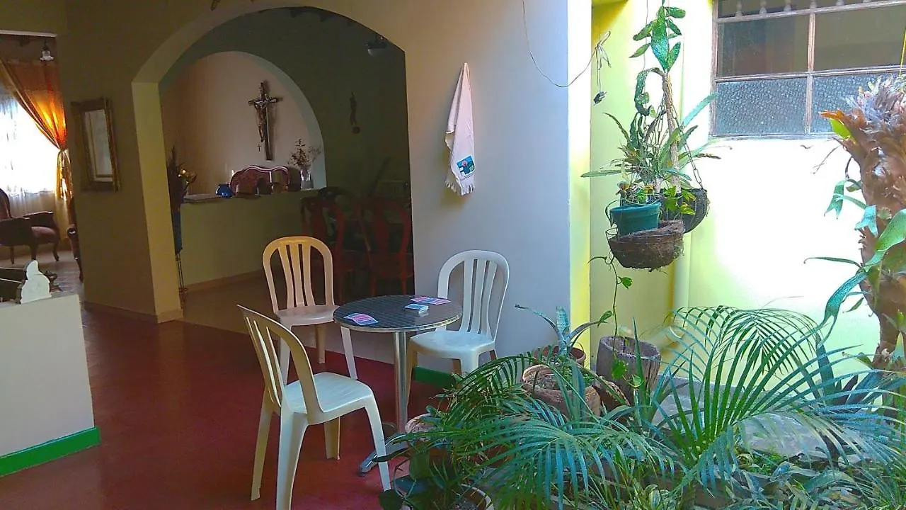 Guest house Casa Luna -Estrategica Ubicacion- Medellin